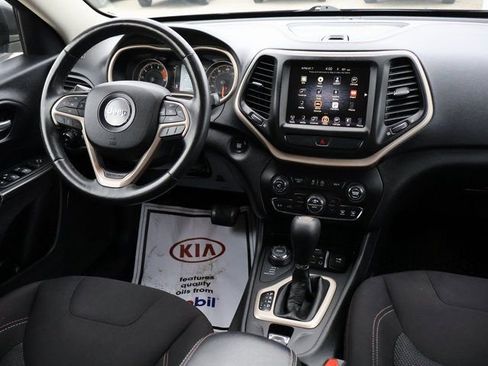 Used 2017 Jeep Cherokee 75th Anniversary image 16