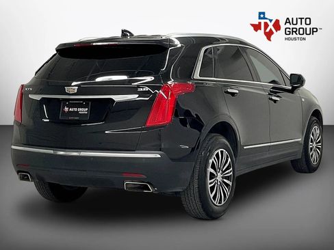 Used 2017 Cadillac XT5 Luxury w/ Driver Awareness Package FWD image 5