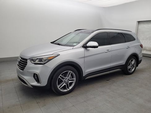 Used 2018 Hyundai Santa Fe Limited w/ Cargo Package FWD image 2