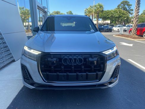 New 2025 Audi Q7 3.0T Prestige image 2