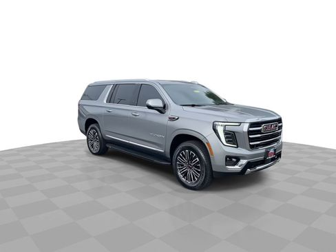 New 2026 GMC Yukon XL Elevation w/ Elevation Premium Package AWD/4WD image 2