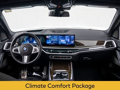 Used 2023 BMW X7 xDrive40i w/ M Sport Package AWD/4WD image 10