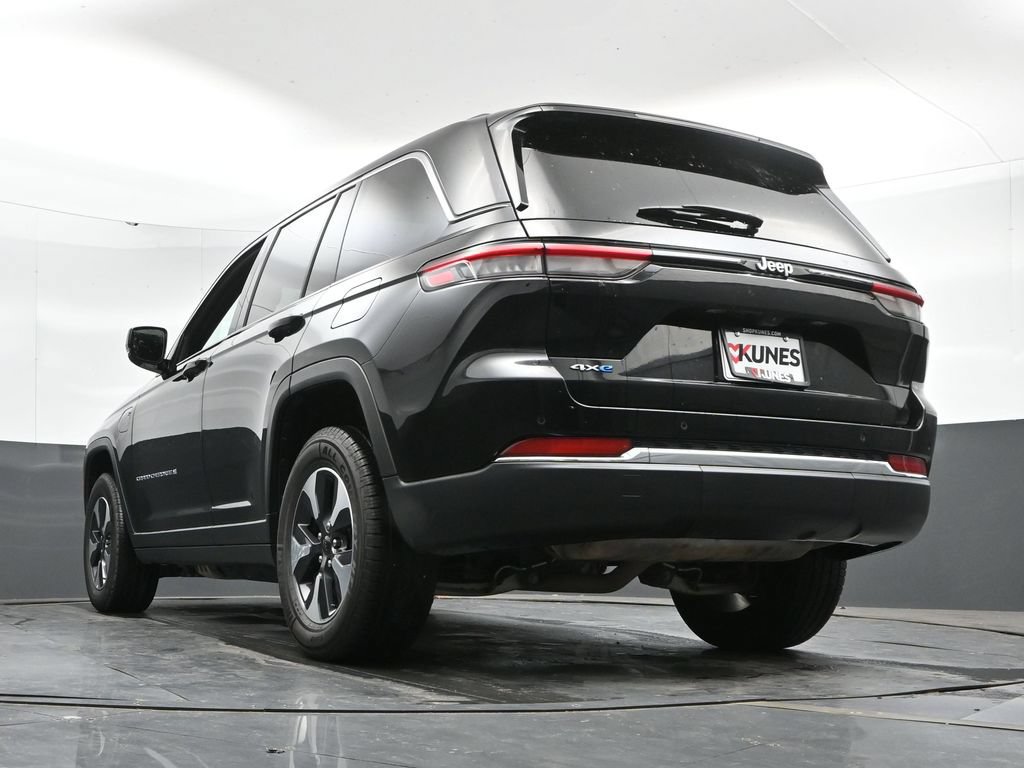 Used 2024 Jeep Grand Cherokee Limited 4xe AWD/4WD image 39