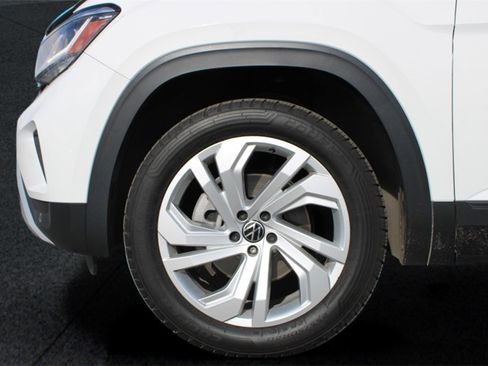 Used 2021 Volkswagen Atlas SE image 10