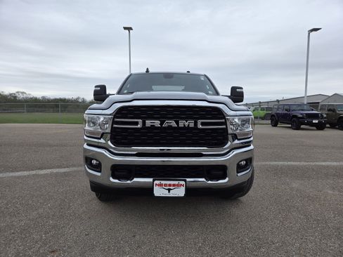 Used 2024 RAM 2500 Big Horn image 2