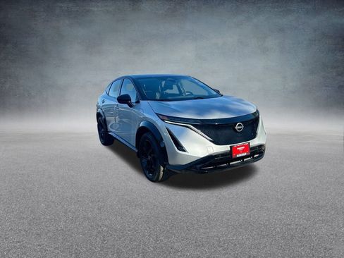 Used 2023 Nissan Ariya AWD image 22