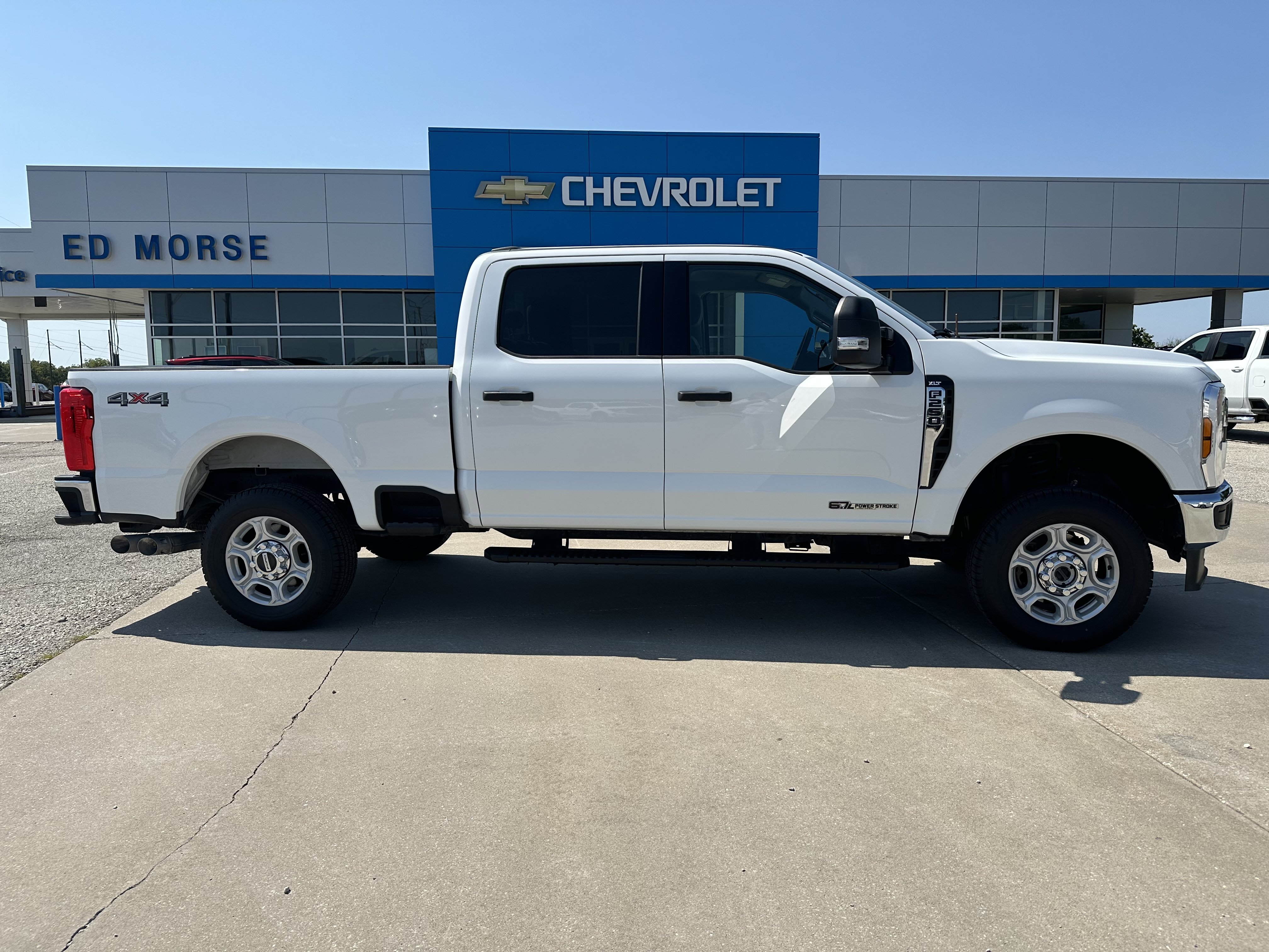 Used 2025 Ford F250 XLT AWD/4WD image 4