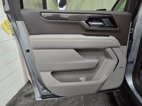 New 2026 GMC Yukon XL Elevation w/ LPO, Floor Liner Package AWD/4WD image 26