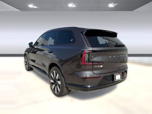 Used 2025 Volvo EX90 Plus AWD/4WD image 3