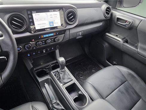 Used 2023 Toyota Tacoma TRD Off-Road w/ TRD Premium Off Road Package image 29