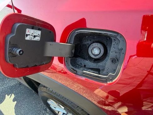 Used 2026 Chevrolet Equinox LT w/ LPO, Floor Liner Package AWD/4WD image 24