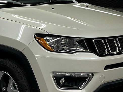 Used 2019 Jeep Compass Limited image 42