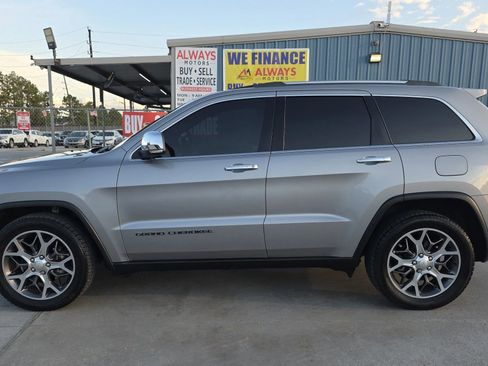Used 2020 Jeep Grand Cherokee Limited image 10