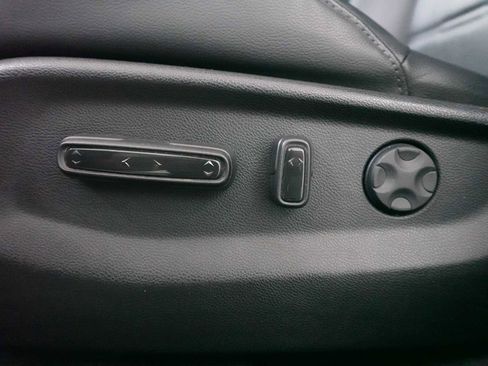 Used 2017 Honda CR-V EX-L image 14