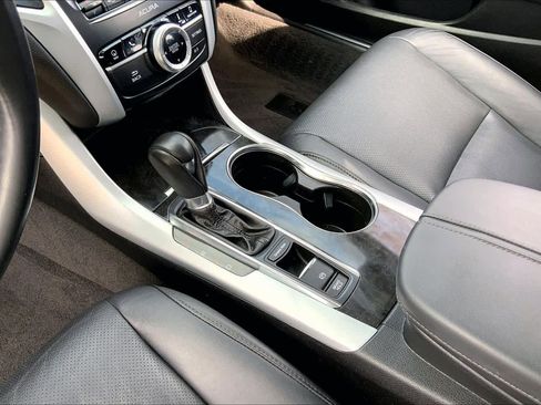 Used 2020 Acura TLX w/ Technology Package image 16