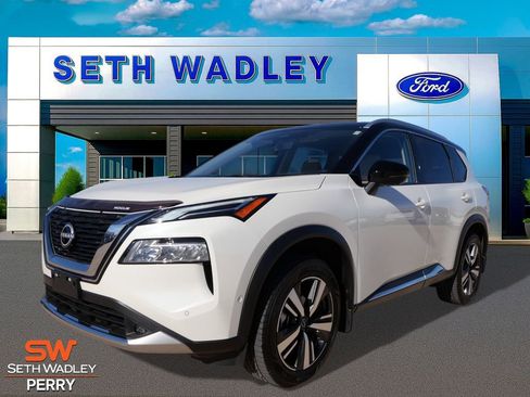 Used 2022 Nissan Rogue Platinum w/ Head-Up Display Package image 6