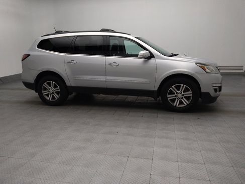 Used 2017 Chevrolet Traverse LT FWD image 11