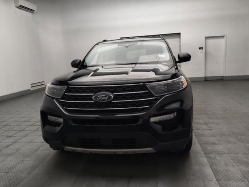 Used 2022 Ford Explorer XLT w/ Equipment Group 202A AWD/4WD image 15