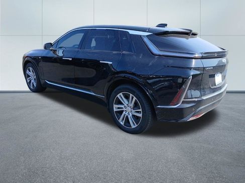Used 2024 Cadillac Lyriq Tech w/ Driver Assist Package AWD/4WD image 4