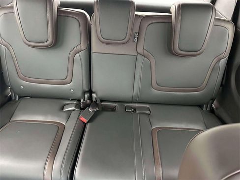 New 2025 Nissan Armada SL w/ Captain's Chari Seat Package image 11