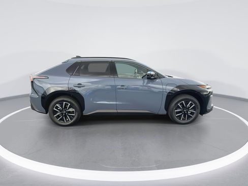 New 2026 Subaru Solterra Premium image 9