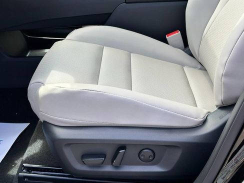 Used 2026 Nissan Rogue Dark Armor FWD image 11