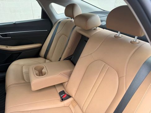 Used 2021 Hyundai Sonata Limited FWD image 26
