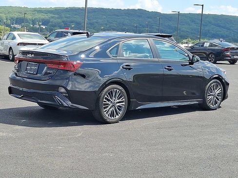 Used 2023 Kia Forte GT-Line w/ GT-Line Premium Package FWD image 6