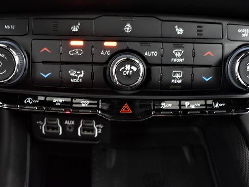 Used 2022 Dodge Durango GT AWD/4WD image 14