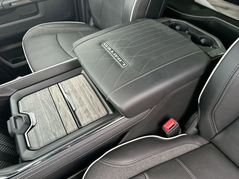 New 2025 RAM 3500 Limited image 16