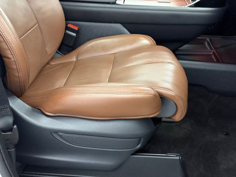 Used 2022 Lincoln Navigator L Reserve AWD/4WD image 15
