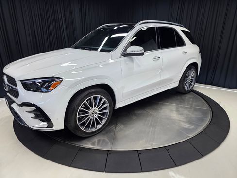 Used 2024 Mercedes-Benz GLE 350 4MATIC image 9