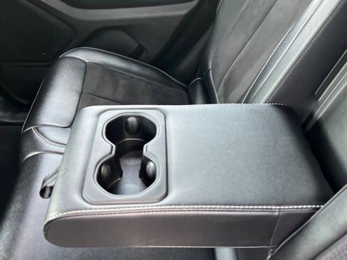 Used 2024 Jeep Grand Cherokee Altitude AWD/4WD image 19