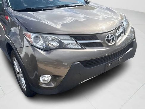 Used 2015 Toyota RAV4 Limited w/ Technology Package AWD/4WD image 15
