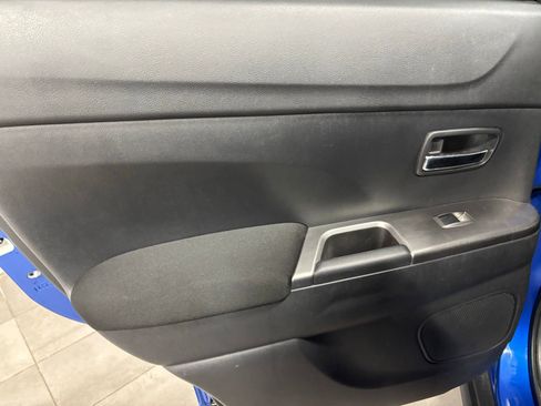 Used 2021 Mitsubishi Outlander Sport SE image 17