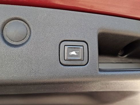 Used 2019 Chevrolet Equinox LT AWD/4WD image 29