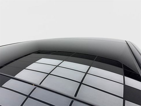 Used 2022 Mercedes-Benz S 500 4MATIC w/ Warmth & Comfort Package image 13