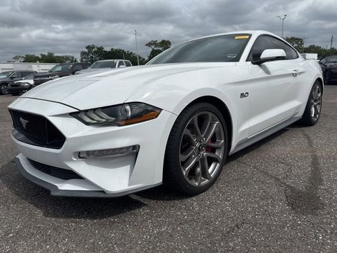 Used 2019 Ford Mustang GT Premium image 3