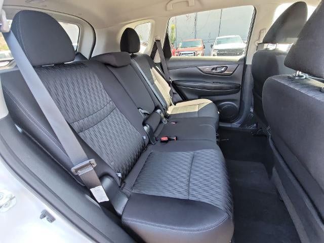 Used 2019 Nissan Rogue SV AWD/4WD image 25