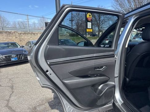 Used 2023 Hyundai Tucson Limited image 33