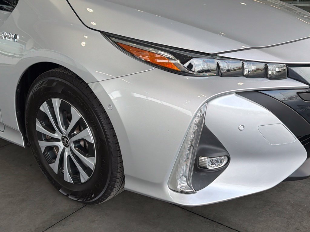 Certified 2020 Toyota Prius Prime Limited FWD image 8