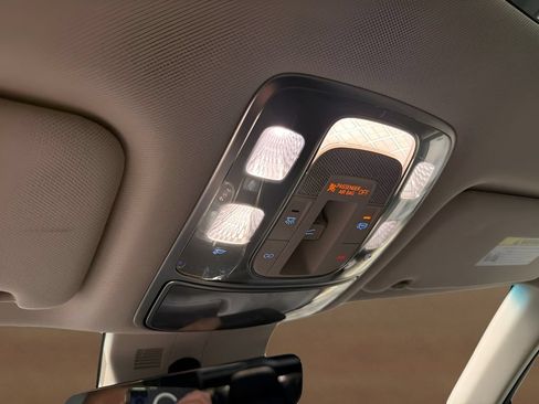 Used 2021 Genesis GV80 2.5T w/ Advanced Package 02 AWD/4WD image 37