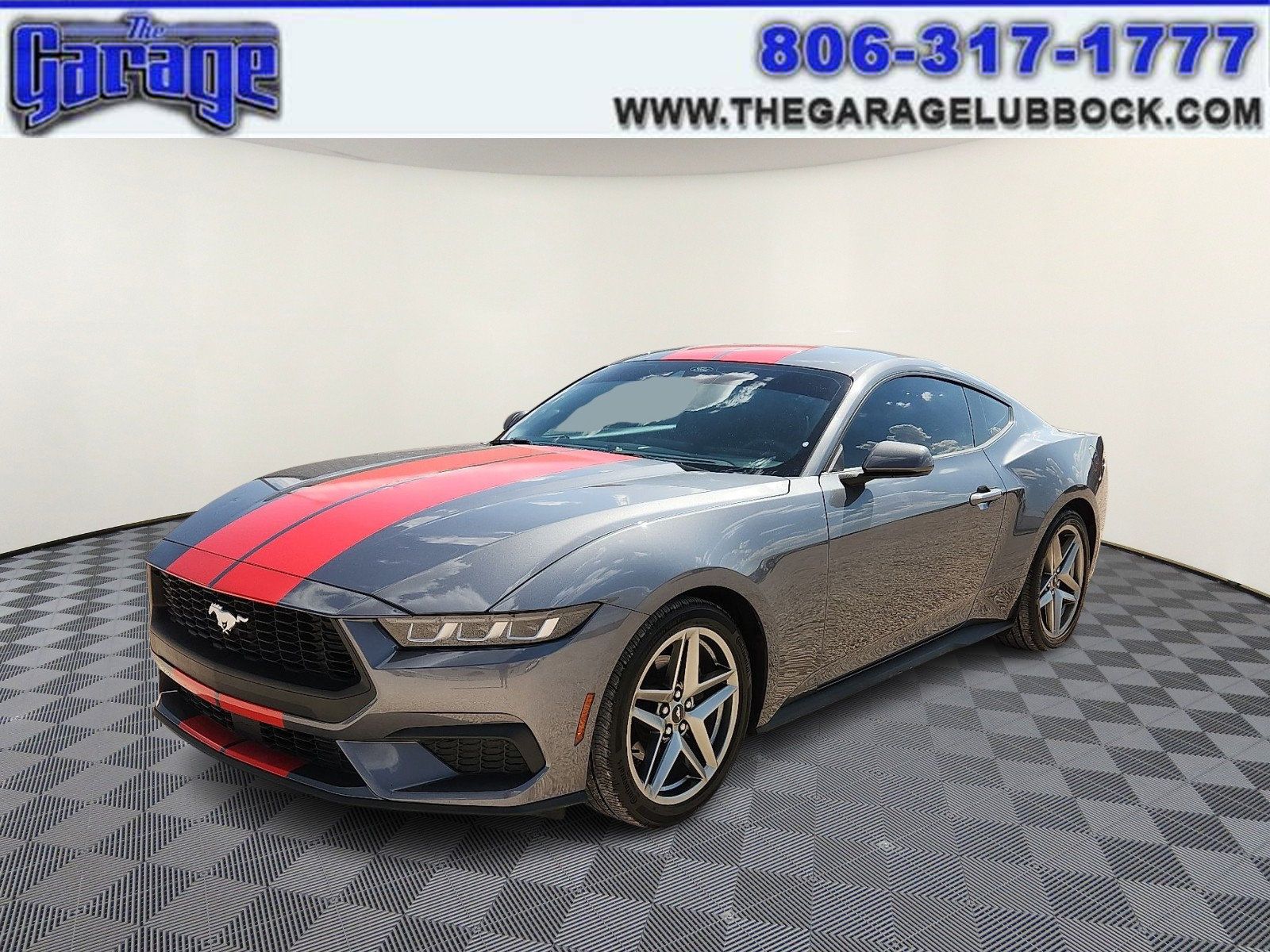 Used 2024 Ford Mustang Coupe RWD image 1