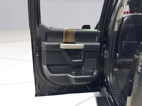 Used 2017 Ford F150 Lariat w/ Equipment Group 502A Luxury image 50