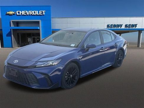 Used 2025 Toyota Camry SE FWD image 28