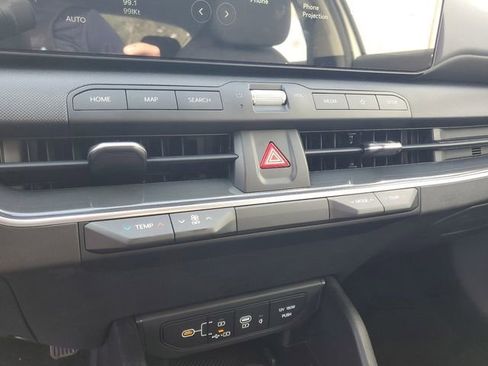 New 2025 Kia K4 GT-Line Turbo FWD image 17