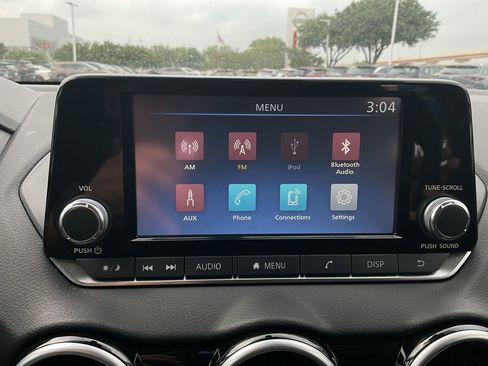 Used 2025 Nissan Sentra S FWD image 26
