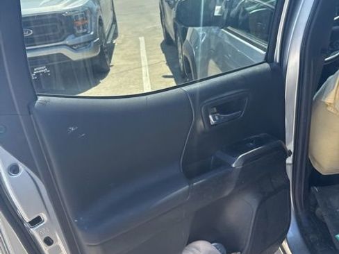 Used 2023 Toyota Tacoma TRD Off-Road w/ Technology Package image 16