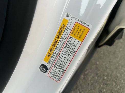 Used 2021 Chevrolet Bolt LT image 54