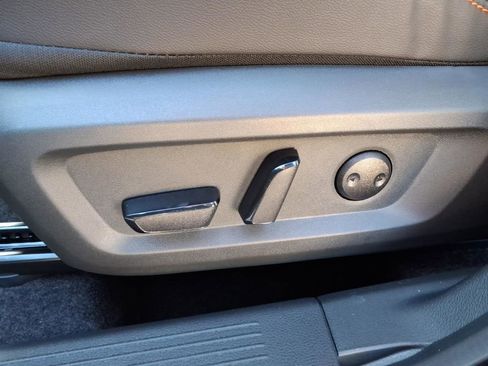 New 2026 Nissan Rogue SV image 25